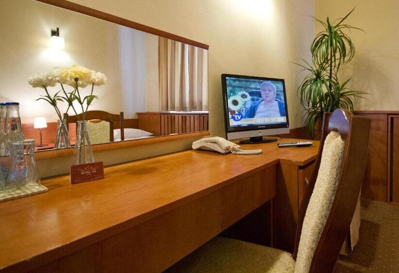 اتاق استاندارد, Tm