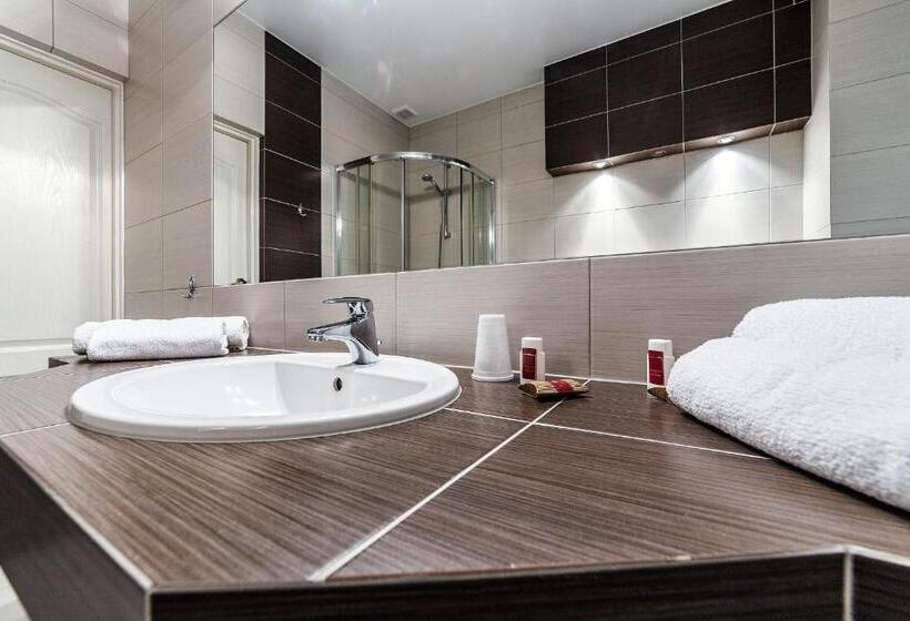 חדר דלוקס, Tm