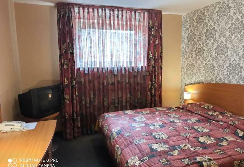 اتاق استاندارد, Motel Petro