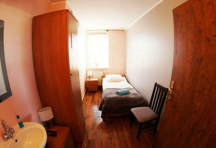 חדר סטנדרט יחיד, Motel Wig