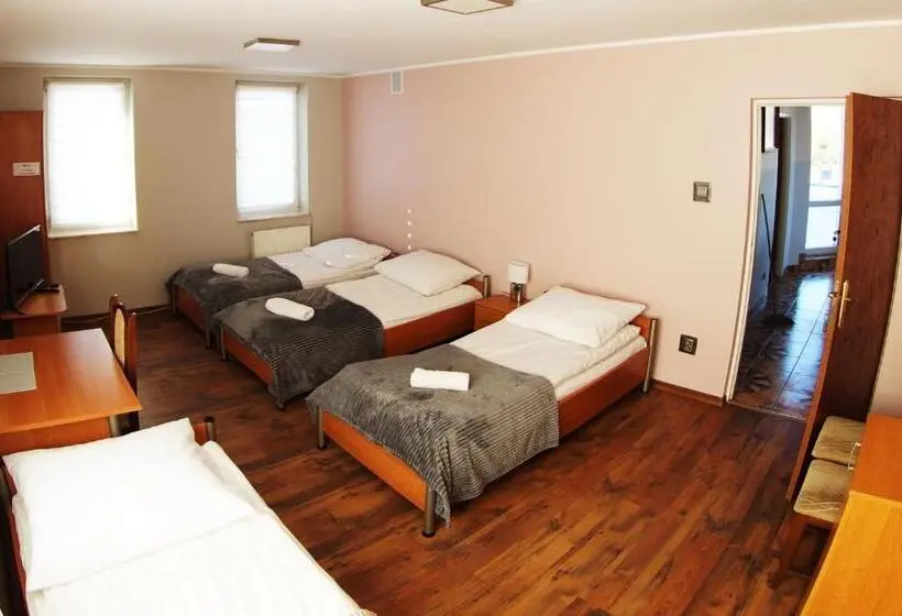 スタンダード４人部屋, Motel Wig
