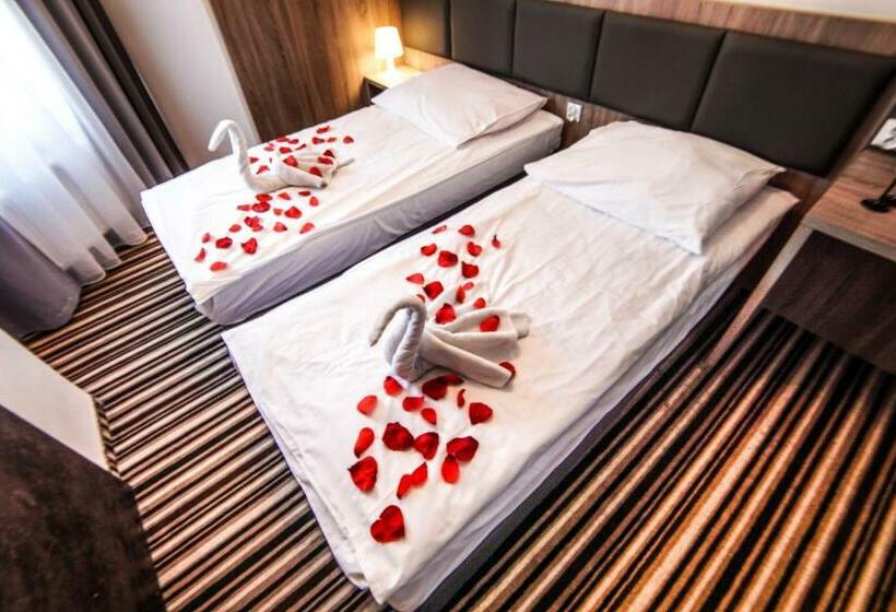 スーペリアールーム, New Corner