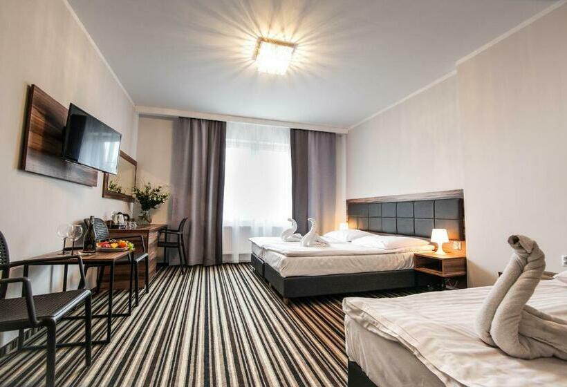 スーペリアトリプルルーム, New Corner