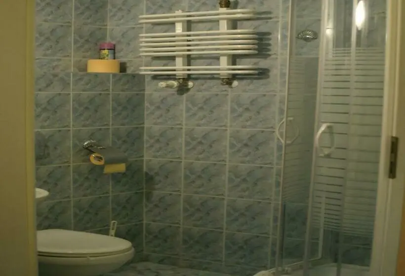 Standard Yhden Hengen Huone, Pensjonat Rezydencja Parkowa