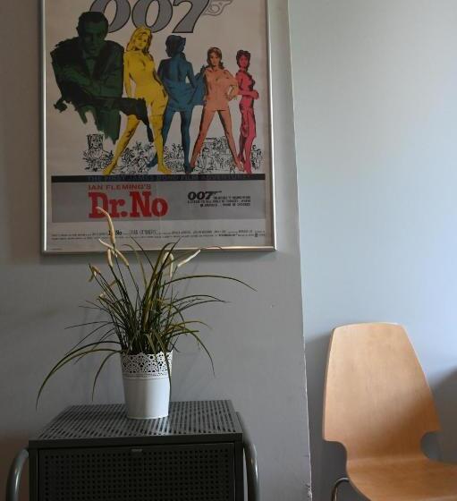 اتاق استاندارد, Pepe Hostel