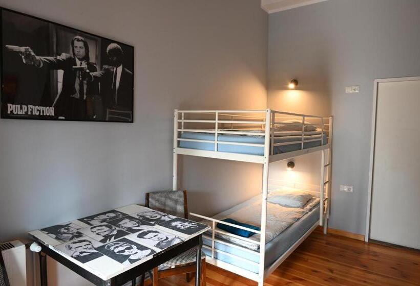 חדר אקונומי יחיד, Pepe Hostel