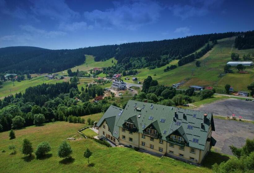 Семейный Номер, Agal Zieleniec