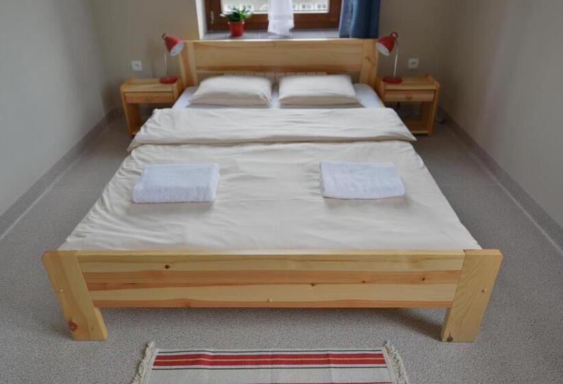 اتاق استاندارد, Dom Turysty Pttk W Bielsku   Białej