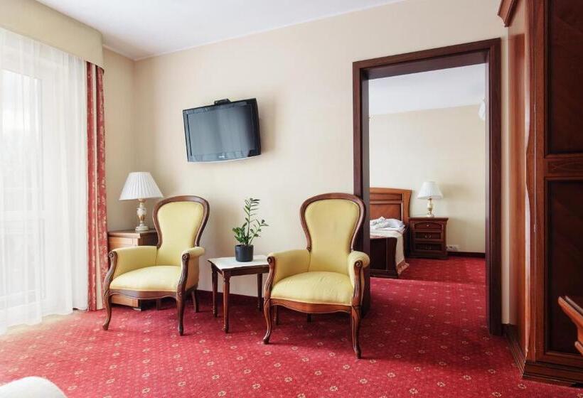 آپارتمان 1 خوابه, Lila Medical Spa