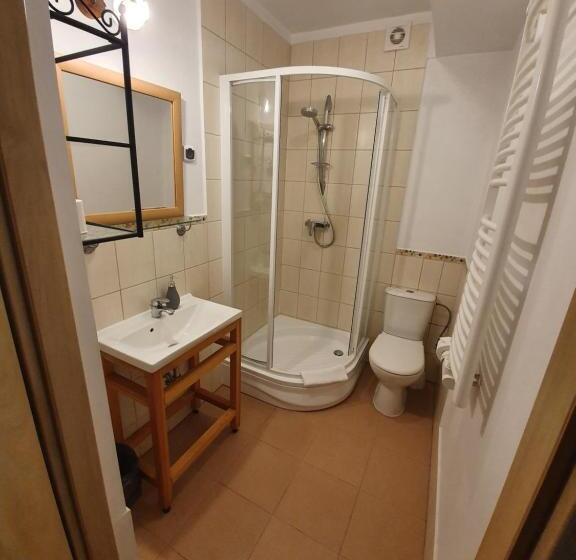 스탠다드 싱글 룸, Przystanek Tleń