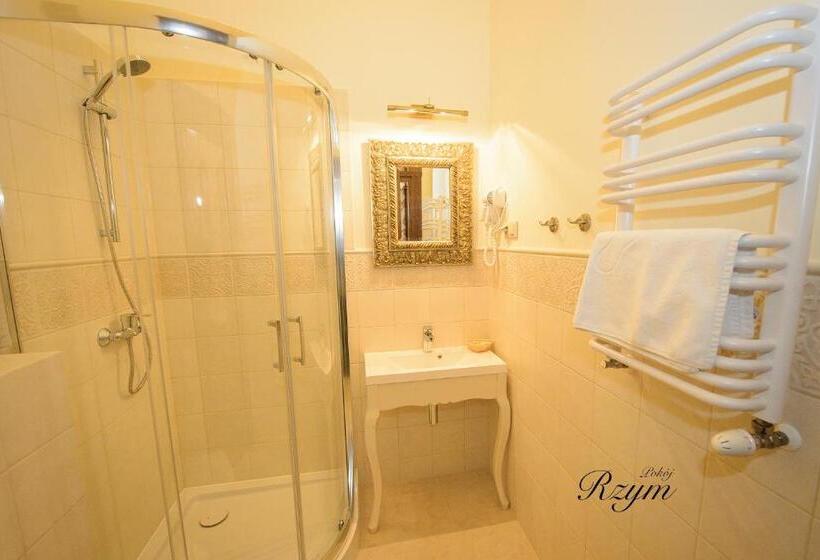 اتاق استاندارد, Sempre B&b