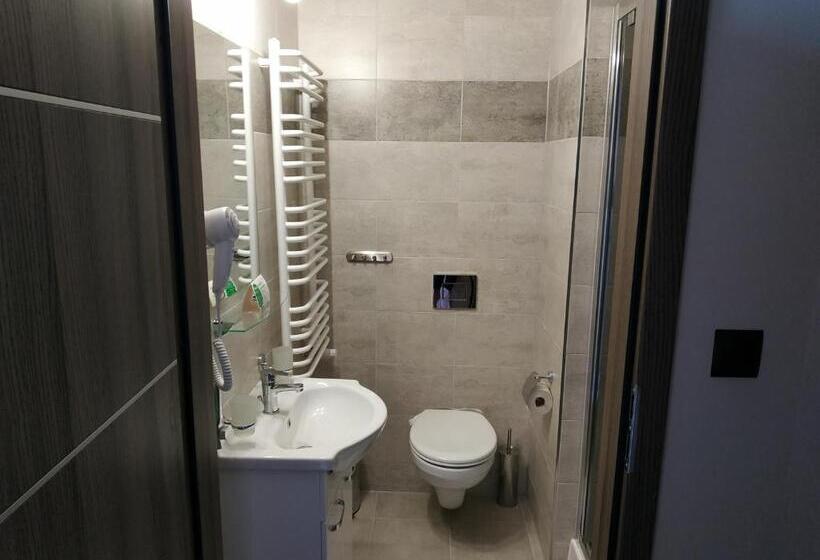 基本间, Zajazd Bieszczadzka Ostoja