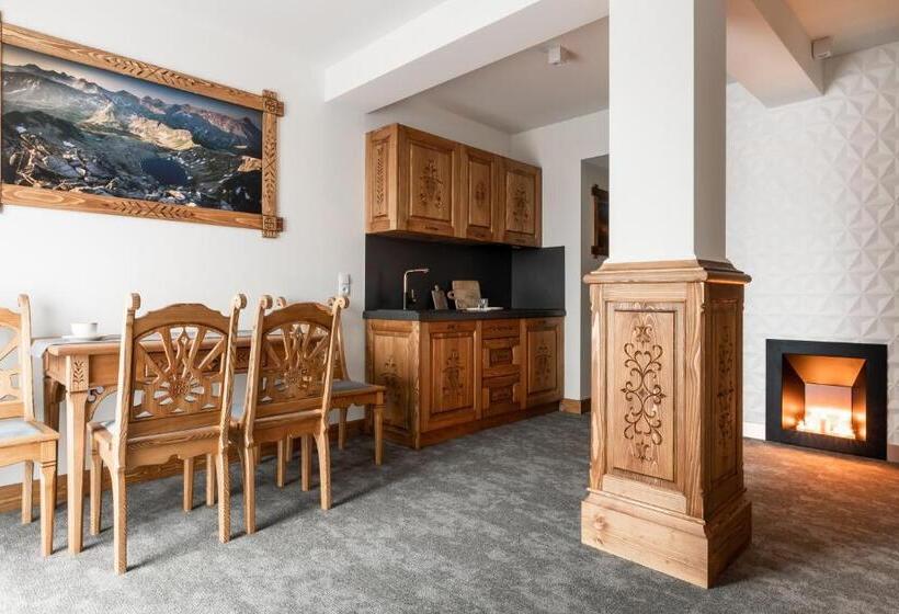 Люкс 2 Спальни, Aparthotel Białczański