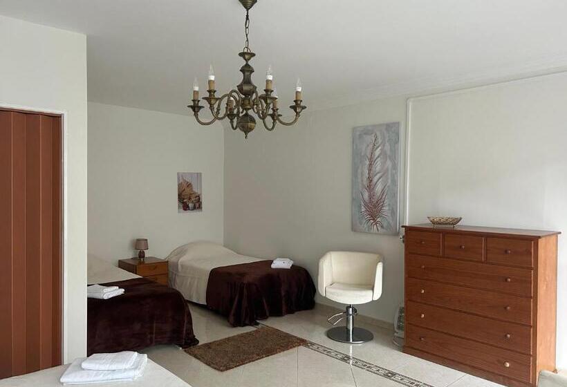 スタンダード４人部屋, Alojamento Santa Catarina