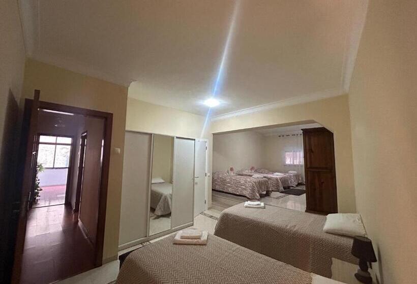 ファミリールーム, Alojamento Santa Catarina