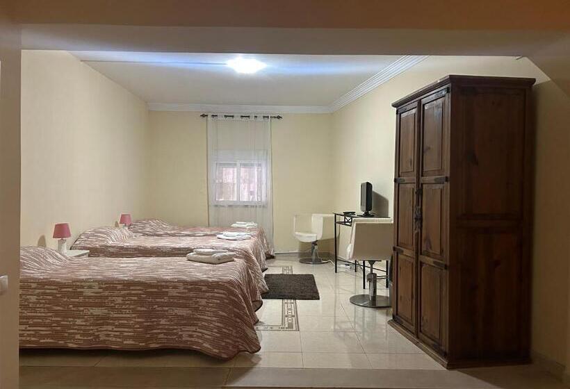 ファミリールーム, Alojamento Santa Catarina