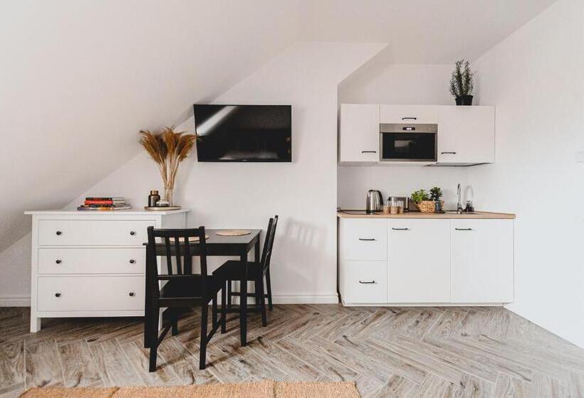 آپارتمان 1 خوابه, Boho House