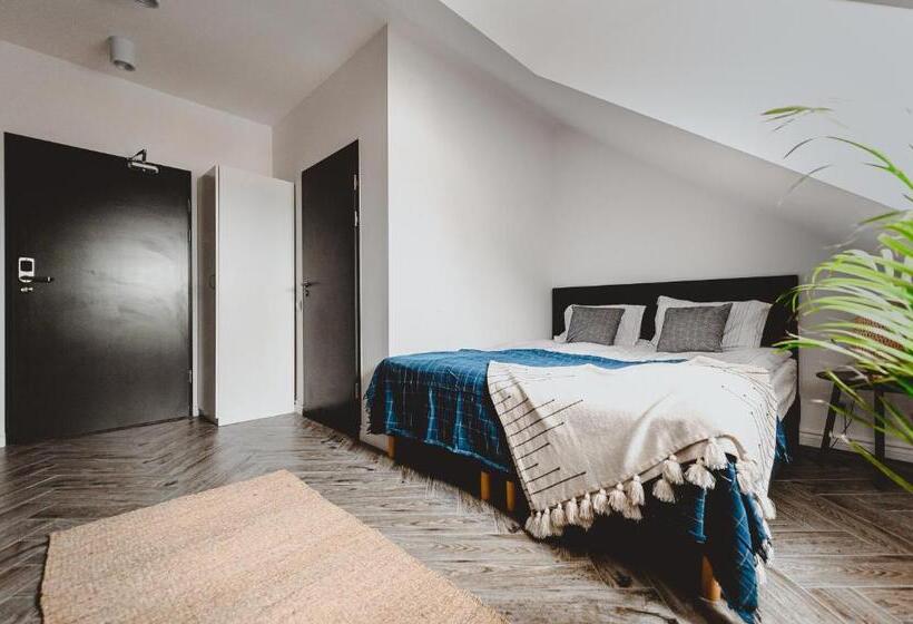 آپارتمان 1 خوابه, Boho House