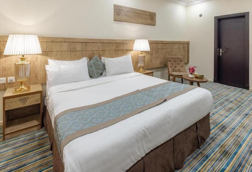 اتاق لوکس, Snood Al Dana