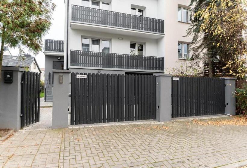 Студия Стандарт, Uroczy, Przytulny Apartament Poddasze