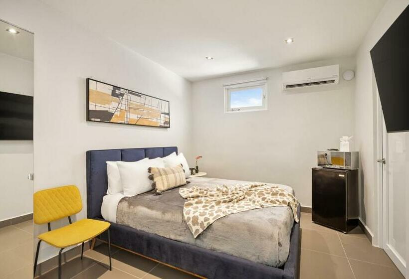 سوییت, Rosalina Isla Verde