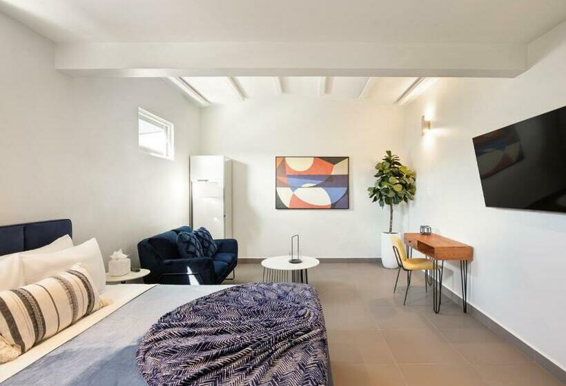 سوییت سوپریور, Rosalina Isla Verde