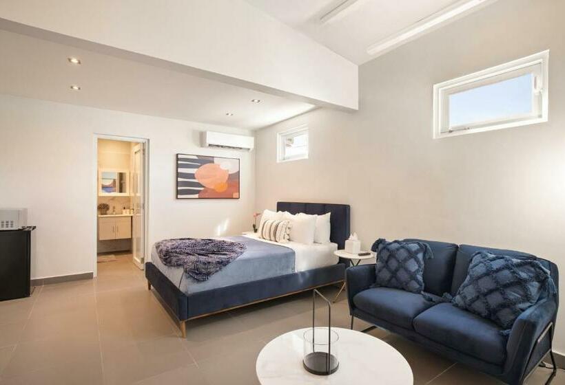 سوییت سوپریور, Rosalina Isla Verde