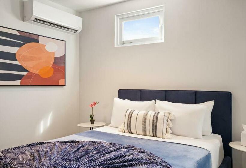 سوییت سوپریور, Rosalina Isla Verde