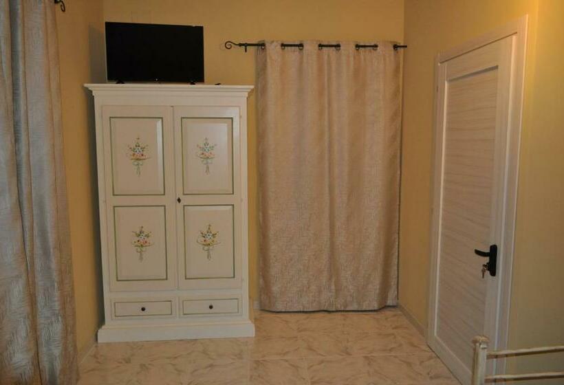 Номер Стандарт с Террасой, Terrae Tiferni