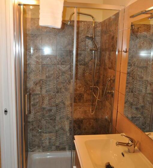 Трехместный Номер Стандарт с Балконом, Terrae Tiferni