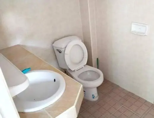 バルコニー付きデラックスルーム, Orrachon Guest House