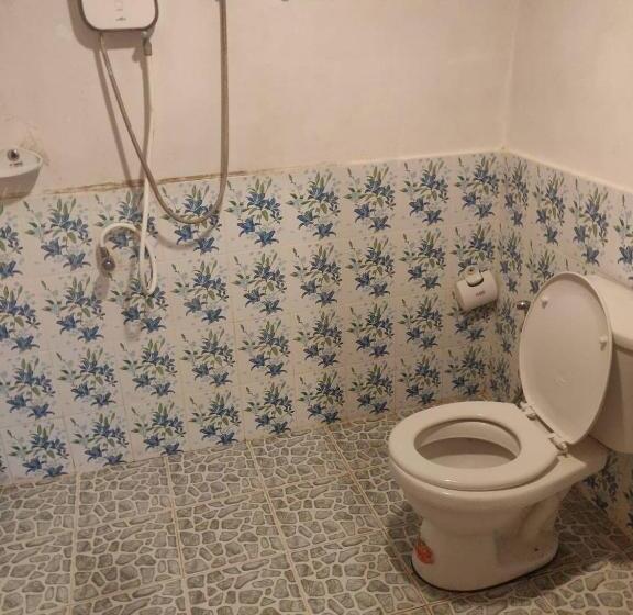 Family Room, นุชจนาถรีสอร์ท วังน้ำเขียว