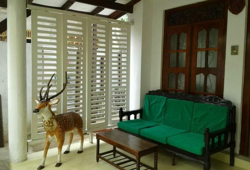 Standard Room Garden View, R Home Stay