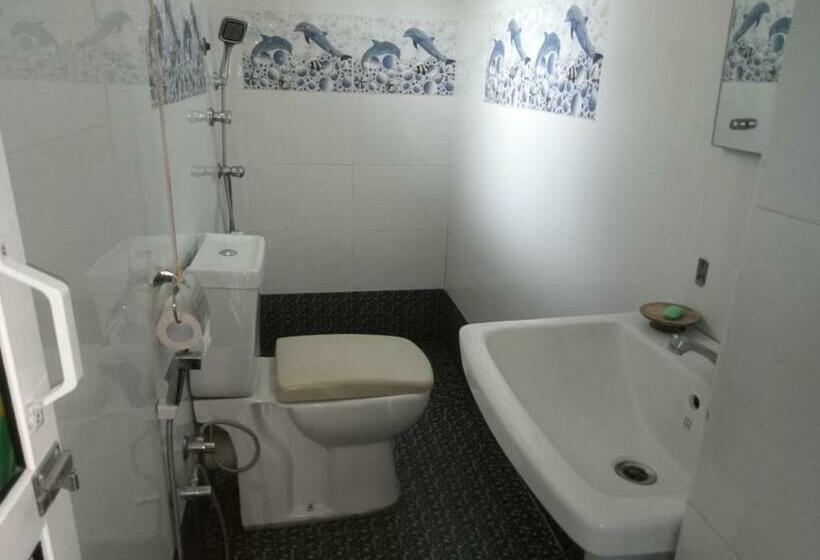 Family Room, R Home Stay