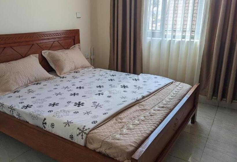 经济房, Kinyaiya S Farm Lodge