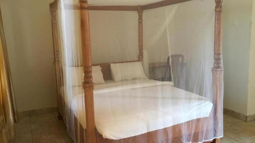 经济房, Kinyaiya S Farm Lodge