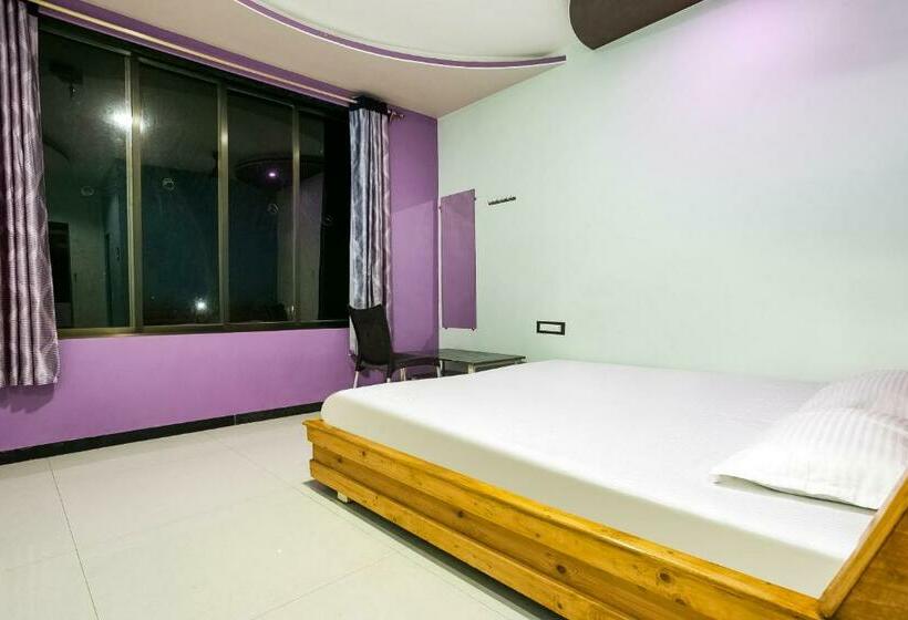 חדר קלאסי לשלושה, Oyo Flagship 80717 Daryavardi Beach Resort