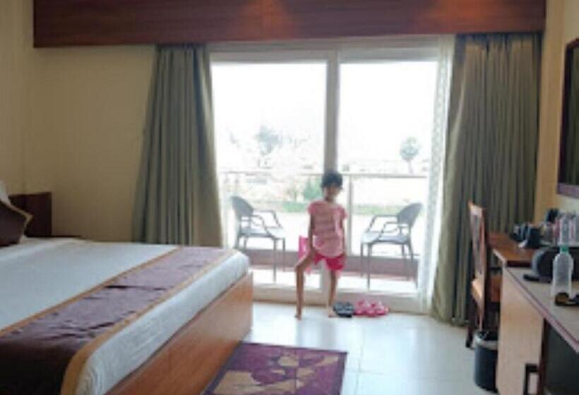 اتاق استاندارد با چشمانداز دریا, Luxury Amar Tree Resort
