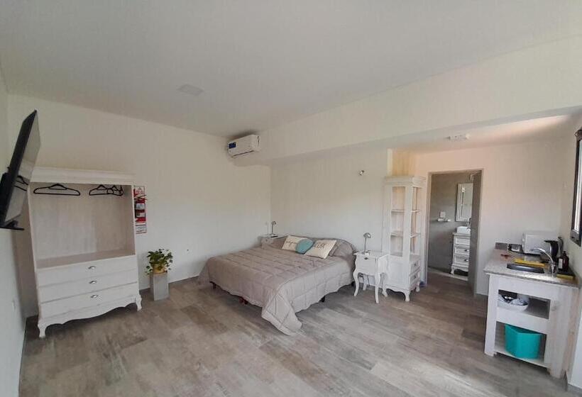 コンフォートトリプルルーム, Aguamansa Apart