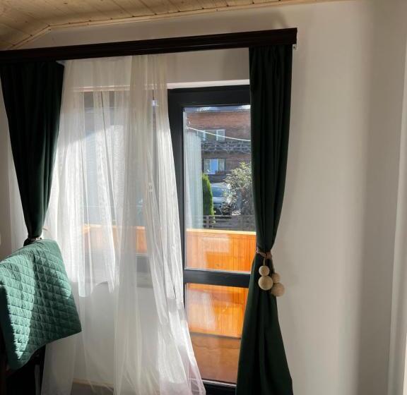 اتاق استاندارد با بالکن, Alpen Krokus