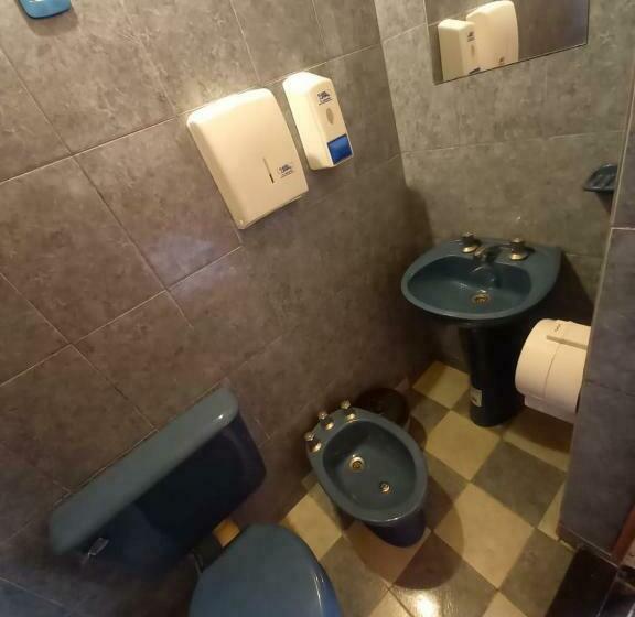 标准间, Corral De Piedras