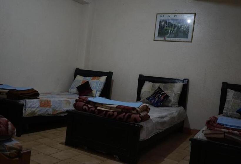 اتاق خانوادگی, Auberges Des Jeunes Casablanca