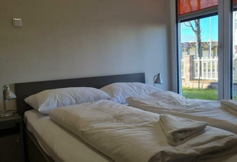 Номер Стандарт Вид на Сад, Colors Holiday