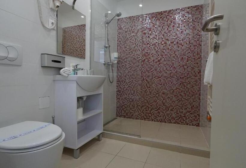 Номер Стандарт Вид на Бассейн, Colors Holiday