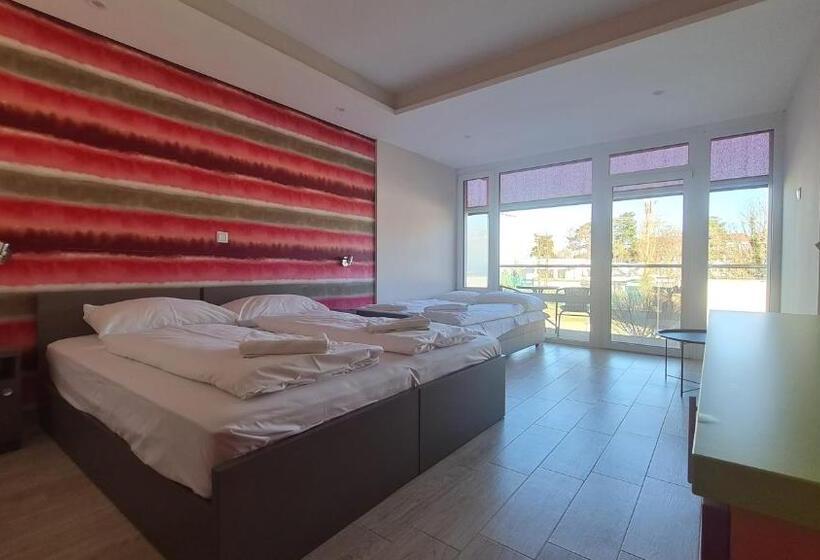 Pokój Czteroosobowy Standard Widok Ogród, Colors Holiday