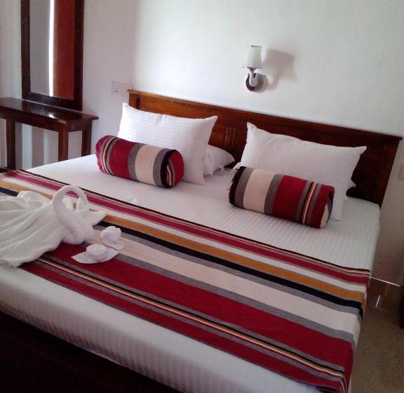 Pokój Standard, Moonstone