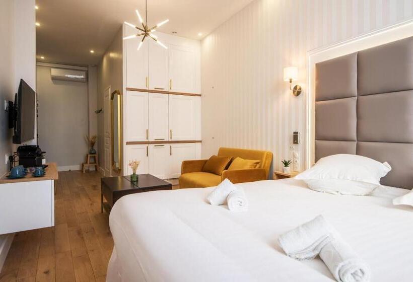 استودیوی لوکس, Les Suites Faidherbe