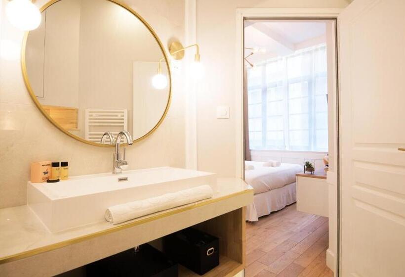 اتاق لوکس با تخت بزرگ, Les Suites Faidherbe