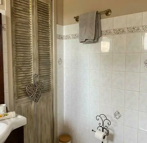 Standard-huone Allasnäkymä, L Eveil En Provence