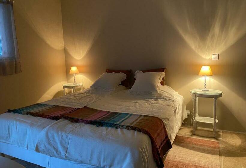 プールビュースタンダードルーム, L Eveil En Provence